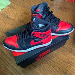 JORDAN 1.5 BLACK & RED